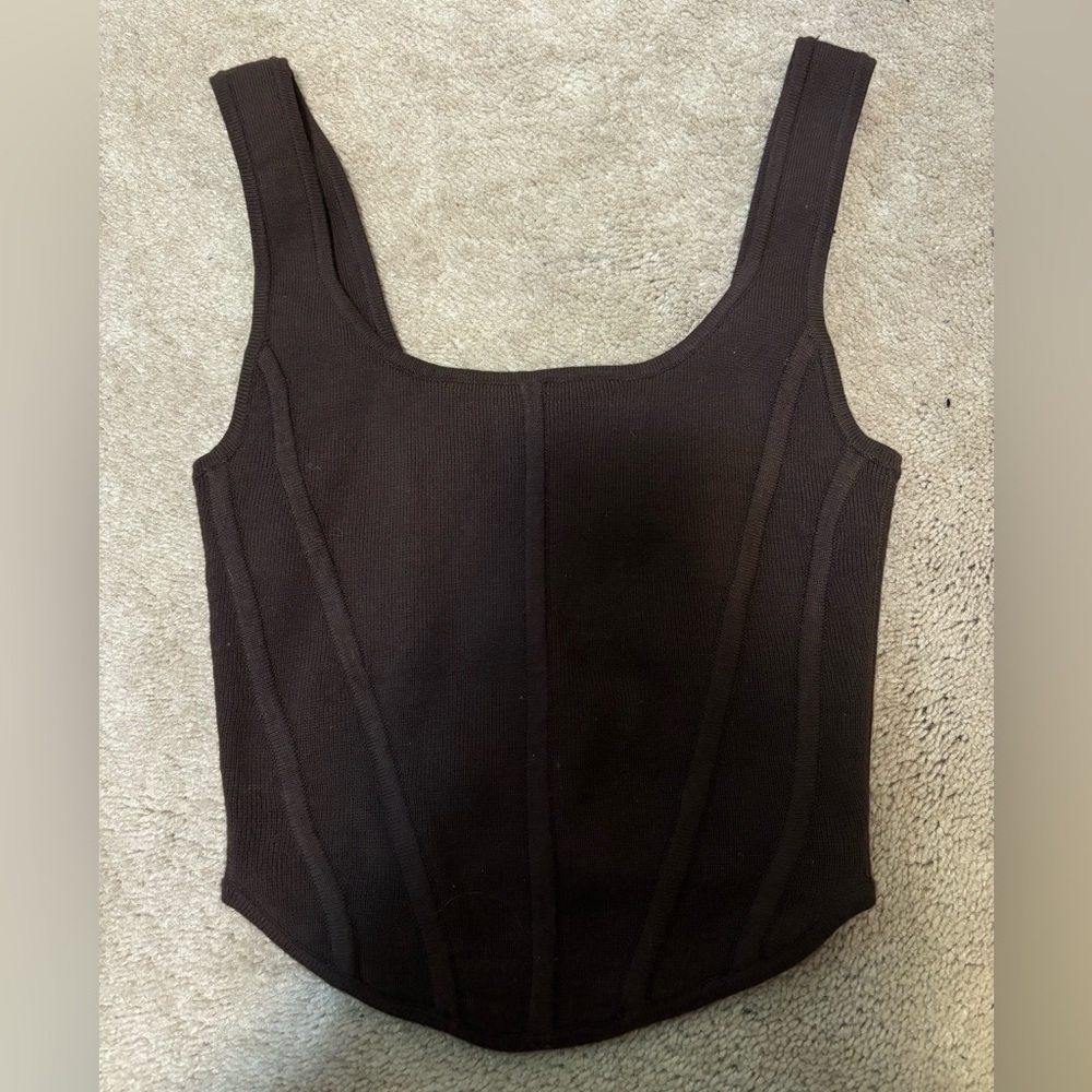 Aritzia brown tank top from the wilfred collection size 2xs